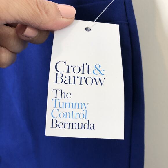 Under Armour NWT Boys' Stretch Adjustable Waistband Blue Shorts Size Medium - Picture 3 of 9